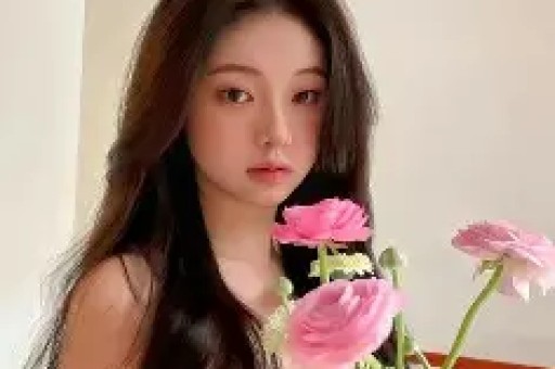 大网红“割韭菜”“哭”求原谅